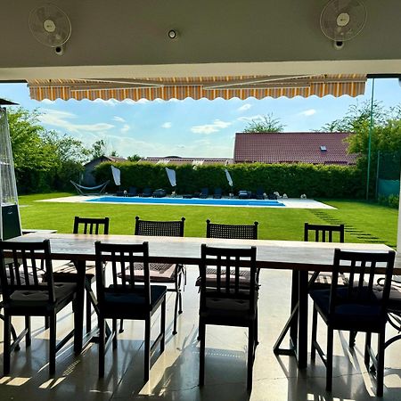 Lahuzur - Casa De Vacanta - Therme Balotesti & Aeroport Otopeni Săftica Exterior foto